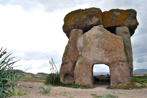 Dolmen of Sa Coveccada, Sardinia