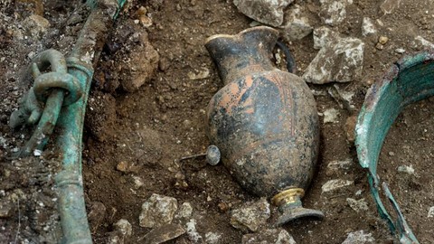 Greek pitcher gold-enhanced found in Centic tomb Lavau 5th cent BC